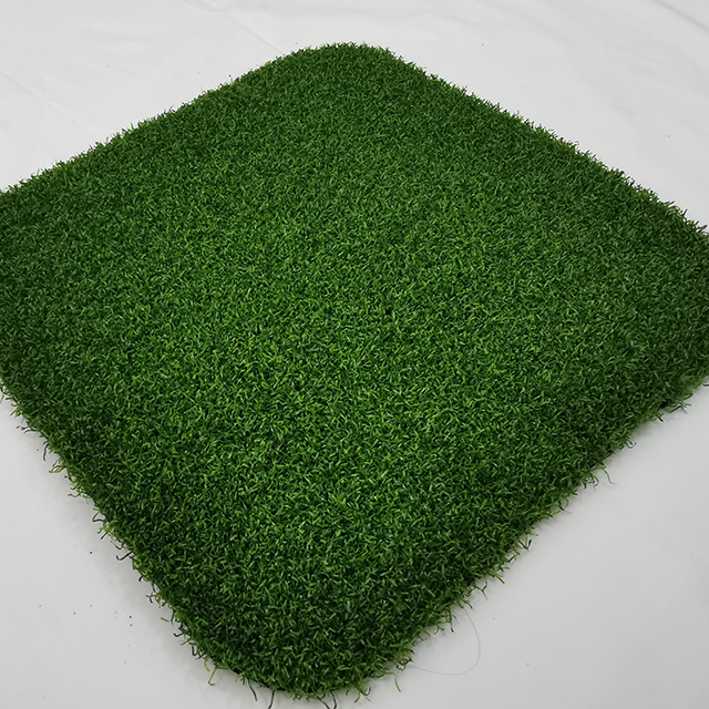 best artificial grass for putting green