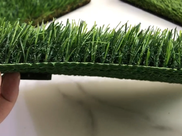 Best Artificial Grass Turf for Your Yard or Balcony