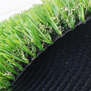 Affordable Backyard Synthetic Lawn 