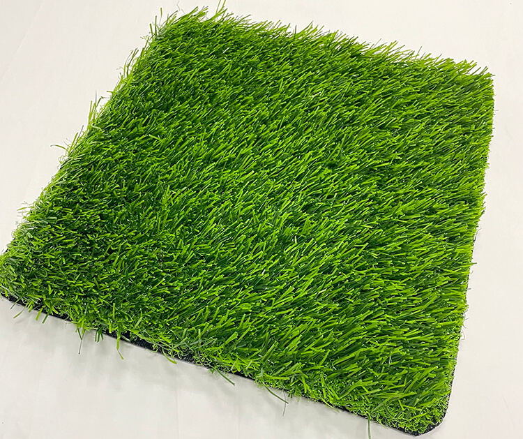 three colors artificial grass for sale.jpg